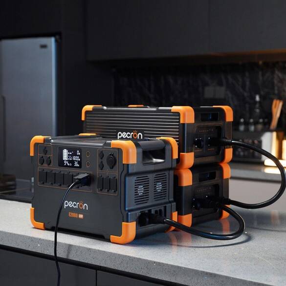 PECRON E2000LFP + 2x EB3000 + TROLLEY (8 KWH Set)